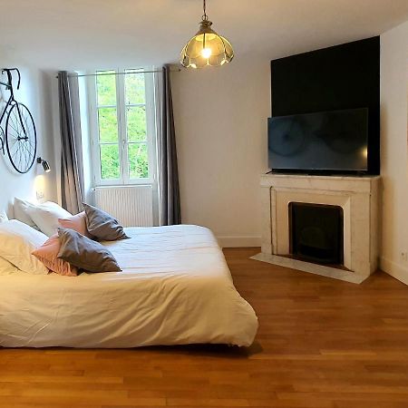 Bed and Breakfast Le Moulin Neuf Ancy-le-Franc Esterno foto