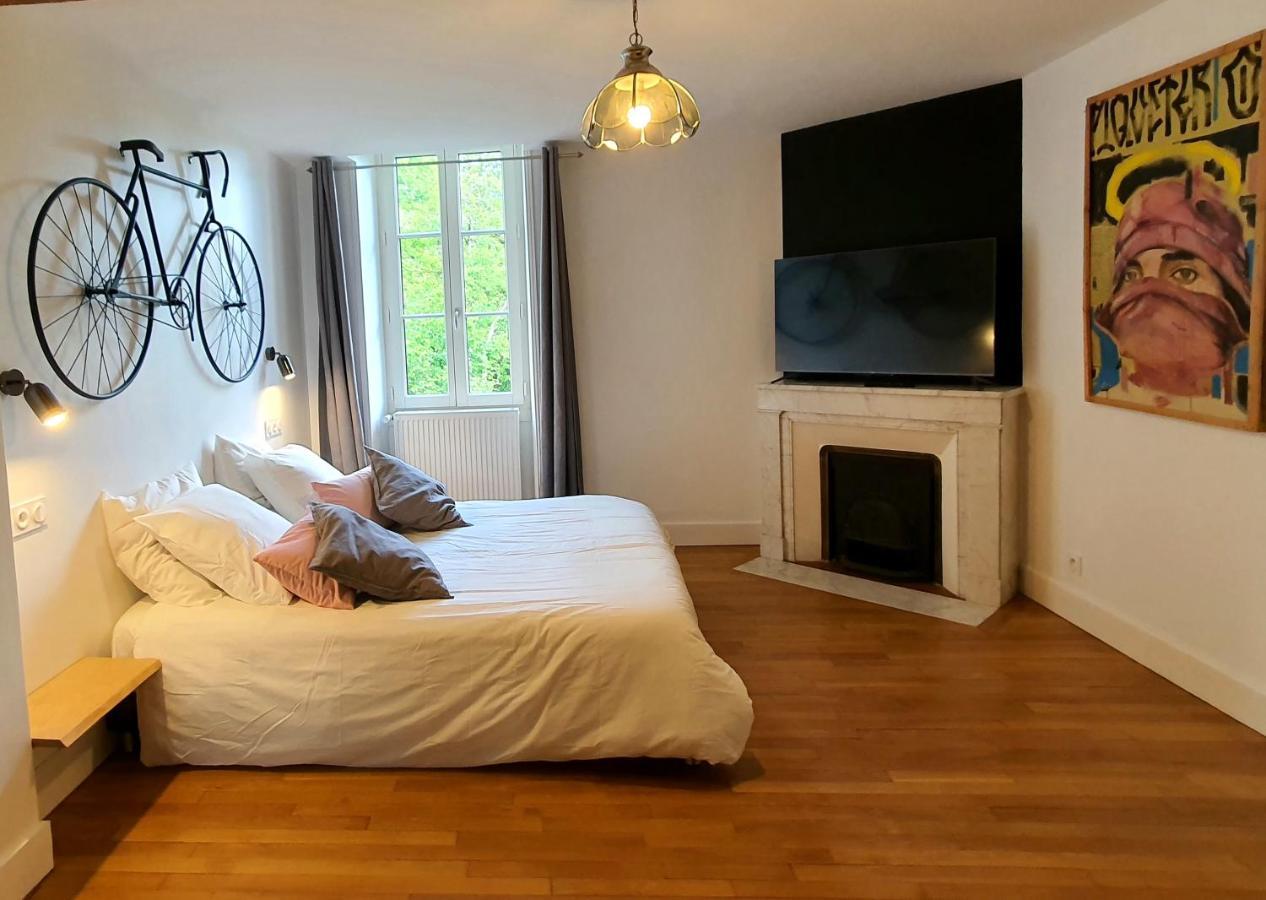 Bed and Breakfast Le Moulin Neuf Ancy-le-Franc Esterno foto